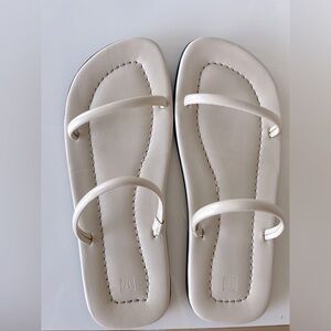 Toteme the city leather slides